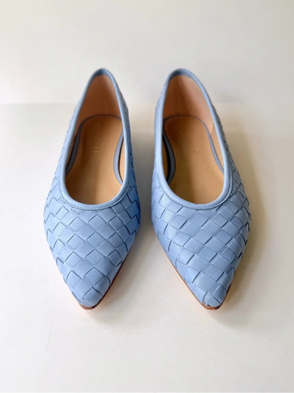 NWOB Marc Fisher Damaris Flat in Light Blue Woven Leather Pointed-Toe 8